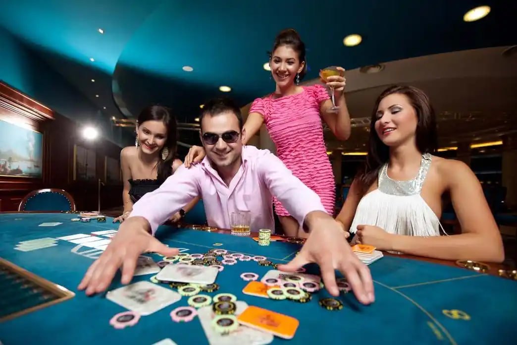 pgpg9 apk ကာစီနို Slots Table Games ဂိမ်းများ